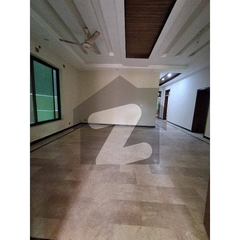 BEAUTIFUL HOUSE AVAILABLE FOR RENT F-11 ISLAMABAD PEACE FULL LOCATION BEAUTIFUL HOUSE AVAILABLE FOR RENT F-11 ISLAMABAD PEACE FULL LOCATION