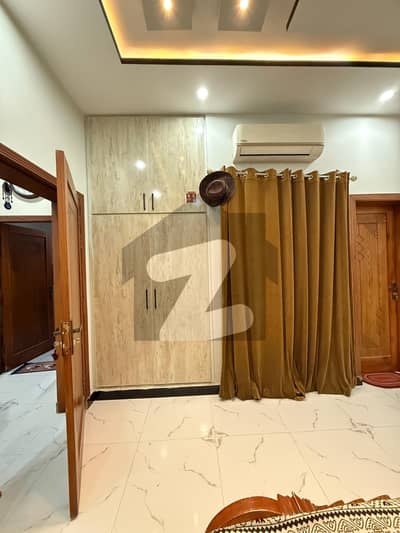 بنی گالہ اسلام آباد میں 5 کمروں کا 5 مرلہ مکان 2.3 کروڑ میں برائے فروخت۔