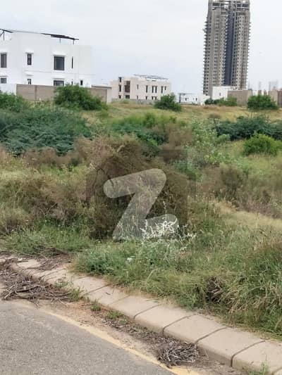 ڈی ایچ اے فیز 8 - زون ای ڈی ایچ اے فیز 8,ڈی ایچ اے ڈیفینس,کراچی میں 1 کنال رہائشی پلاٹ 7.0 کروڑ میں برائے فروخت۔
