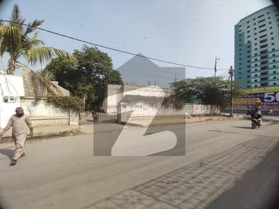 گلستانِِ جوہر ۔ بلاک 14 گلستانِ جوہر,کراچی میں 1 کنال رہائشی پلاٹ 6.4 کروڑ میں برائے فروخت۔