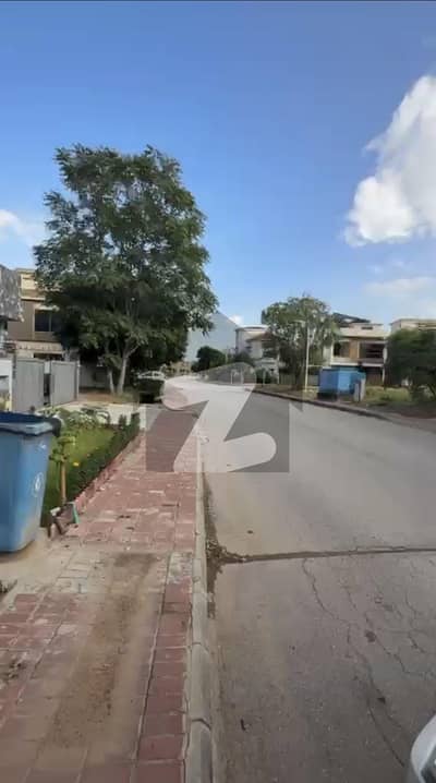 Front Back Open 10 Marla Plot Overseas Sector 2