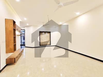 بحریہ گرینز۔ اوورسیز انکلیو بحریہ ٹاؤن فیز 8,بحریہ ٹاؤن راولپنڈی,راولپنڈی میں 2 کمروں کا 10 مرلہ زیریں پورشن 60.0 ہزار میں کرایہ پر دستیاب ہے۔ بحریہ گرینز۔ اوورسیز انکلیو بحریہ ٹاؤن فیز 8,بحریہ ٹاؤن راولپنڈی,راولپنڈی میں 2 کمروں کا 10 مرلہ زیریں پورشن 60.0 ہزار میں کرایہ پر دستیاب ہے۔