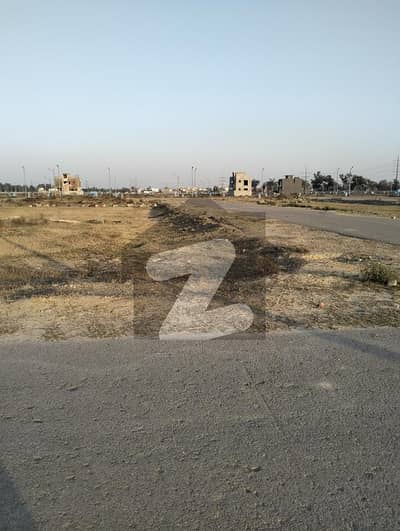 ڈی ایچ اے فیز9 پریزم - بلاک آر ڈی ایچ اے فیز9 پریزم,ڈی ایچ اے ڈیفینس,لاہور میں 1 کنال رہائشی پلاٹ 2.25 کروڑ میں برائے فروخت۔ ڈی ایچ اے فیز9 پریزم - بلاک آر ڈی ایچ اے فیز9 پریزم,ڈی ایچ اے ڈیفینس,لاہور میں 1 کنال رہائشی پلاٹ 2.25 کروڑ میں برائے فروخت۔