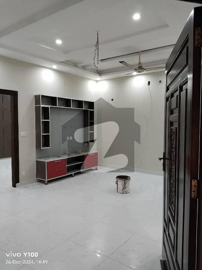 10 Marla Upper Portion Available For Rent In Park View City Lahore