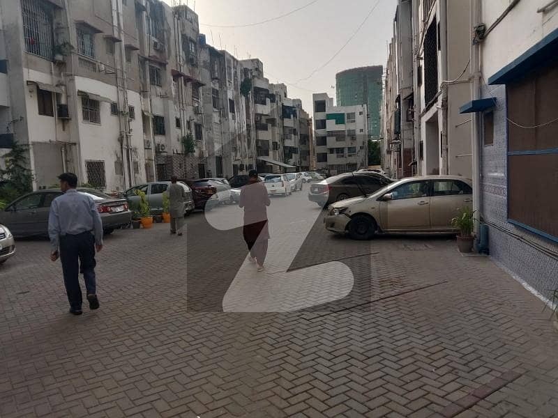 کلفٹن ۔ بلاک 3 کلفٹن,کراچی میں 3 کمروں کا 8 مرلہ فلیٹ 1.35 لاکھ میں کرایہ پر دستیاب ہے۔ کلفٹن ۔ بلاک 3 کلفٹن,کراچی میں 3 کمروں کا 8 مرلہ فلیٹ 1.35 لاکھ میں کرایہ پر دستیاب ہے۔