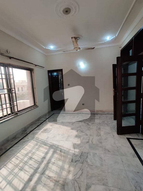 4 Marla Upper Portion Available On Rent G14-4 4 Marla Upper Portion Available On Rent G14-4