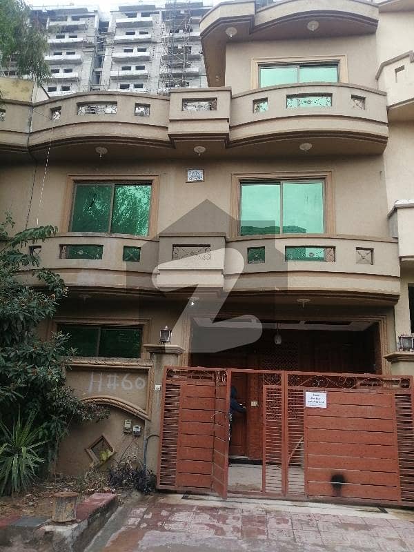 جی ۔ 13 اسلام آباد میں 4 کمروں کا 4 مرلہ مکان 3.15 کروڑ میں برائے فروخت۔ جی ۔ 13 اسلام آباد میں 4 کمروں کا 4 مرلہ مکان 3.15 کروڑ میں برائے فروخت۔