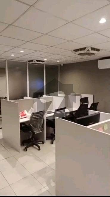 Prime Location 1400 Square Feet Office For rent In Rs. 180000 Only