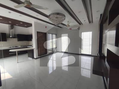 Dha Kanal Slightly Used House Near Dha Raya Available For Rent