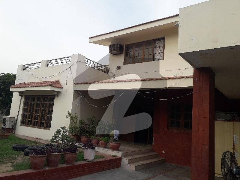 owner built house huge lawn