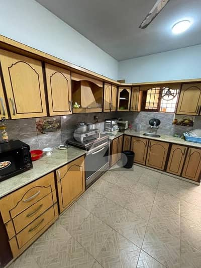 BANGLOW IS AVAILABLE FOR RENT 500 YARDS DHA PHASE 2UNT