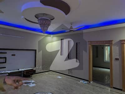 Hayatabad Phase 2 Sector J1 20 Marla House Available For Rent