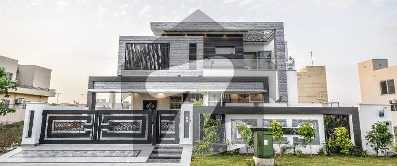 1 KANAL MODERN DESIGNER HOUSE FOR SALE