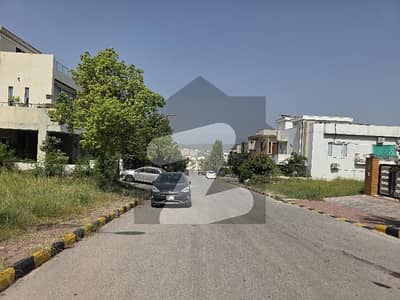 Height Location 1kanal Plot Available For Sale at investor price in bahria enclave Islamabad sector C