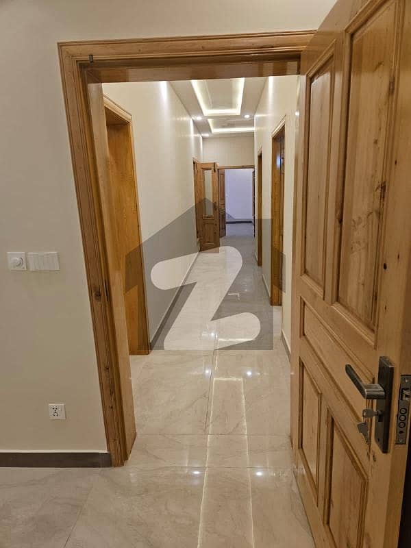 Beautiful View Upper Portion Available For Rent Beautiful View Upper Portion Available For Rent
