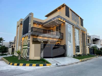 Corner Western Fort Colony 8 Marla House Up For sale