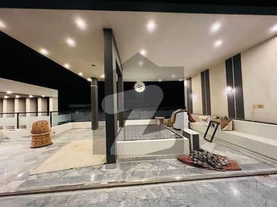 اسراء ولیج حیدر آباد میں 9 کمروں کا 16 مرلہ مکان 6.5 کروڑ میں برائے فروخت۔