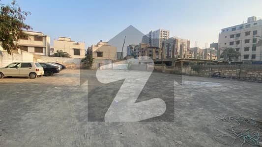 جناح ایونیو کراچی میں 1 کنال کمرشل پلاٹ 35.0 کروڑ میں برائے فروخت۔