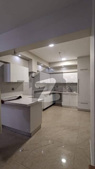 Prime Location 2000 Square Feet Flat In Shahra-e-Faisal Is Available