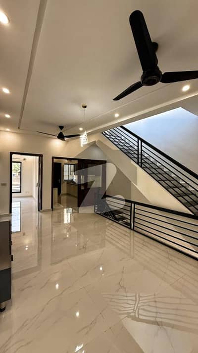 Sector N 8 Marla Brand New House Excellent Construction Quality Heighted Location House Available For Sale