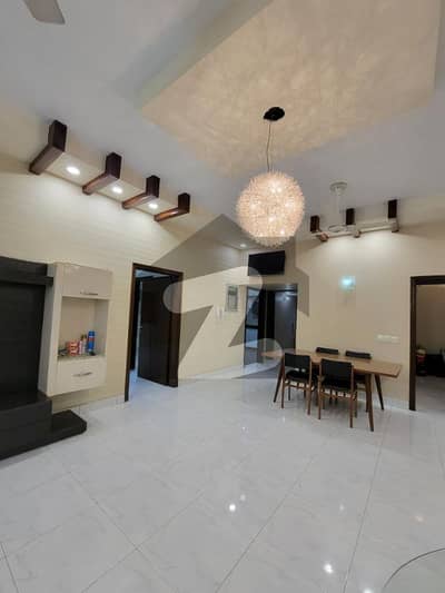 House Available For Salient Commercial Use