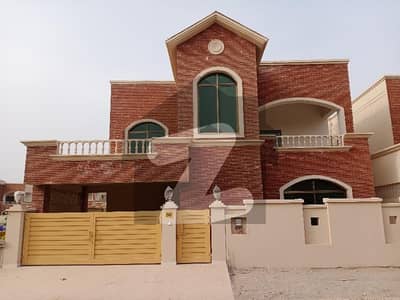 12 Marla Villa DHA Multan Askari III For Rent