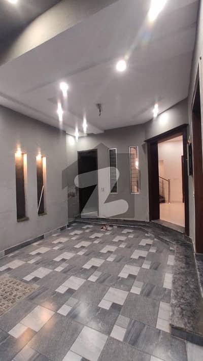 لیک سٹی میڈوز لاہور میں 3 کمروں کا 5 مرلہ مکان 75.0 ہزار میں کرایہ پر دستیاب ہے۔ لیک سٹی میڈوز لاہور میں 3 کمروں کا 5 مرلہ مکان 75.0 ہزار میں کرایہ پر دستیاب ہے۔