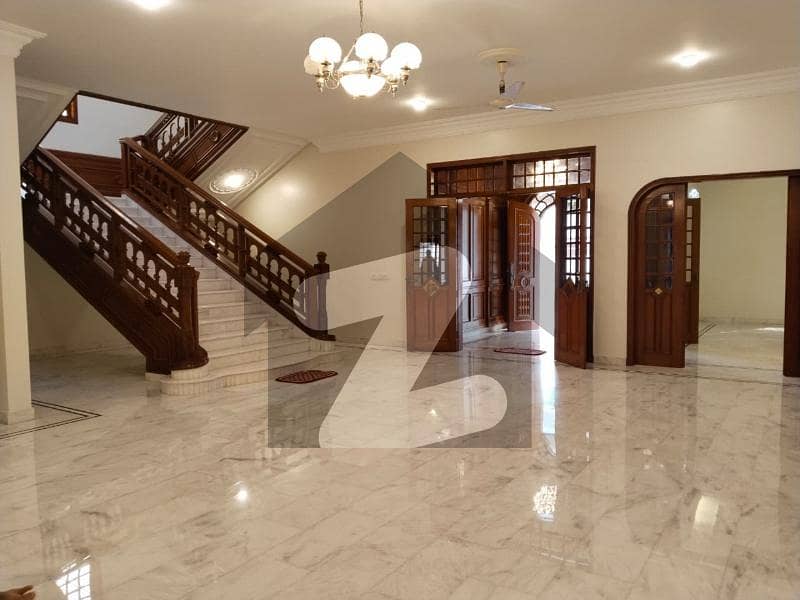 1000 yards Bungalow For Sale 1000 yards Bungalow For Sale