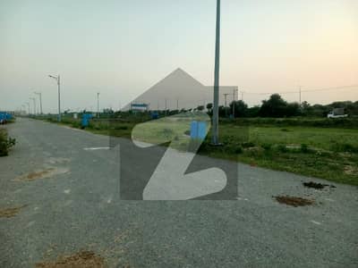 ڈی ایچ اے فیز9 پریزم - بلاک ڈی ڈی ایچ اے فیز9 پریزم,ڈی ایچ اے ڈیفینس,لاہور میں 2 کنال رہائشی پلاٹ 4.8 کروڑ میں برائے فروخت۔
