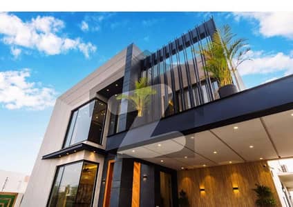 8 Matla Super Luxury Slightly Used House Available Fos Sale At Very Hot Location In the Town