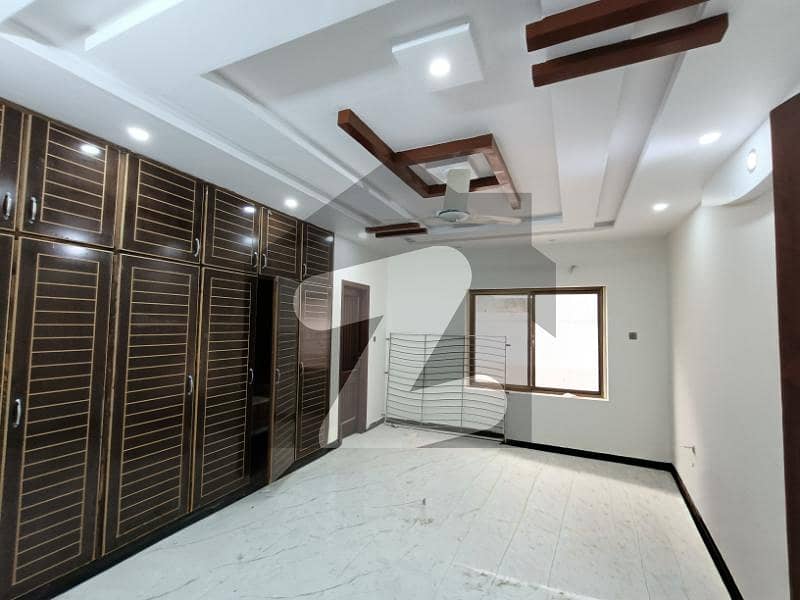 1 Kanal Beautiful Double Story House Available For Rent 1 Kanal Beautiful Double Story House Available For Rent
