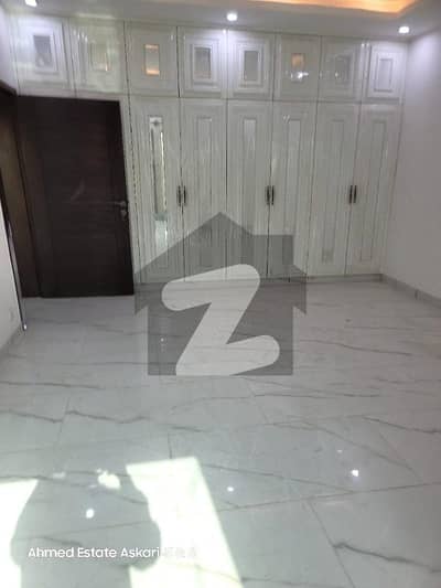 عسکری 6 ملیر کنٹونمنٹ,کینٹ,کراچی میں 5 کمروں کا 12 مرلہ مکان 6.15 کروڑ میں برائے فروخت۔