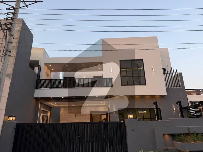 Beautiful House Available For Sale Beautiful House Available For Sale