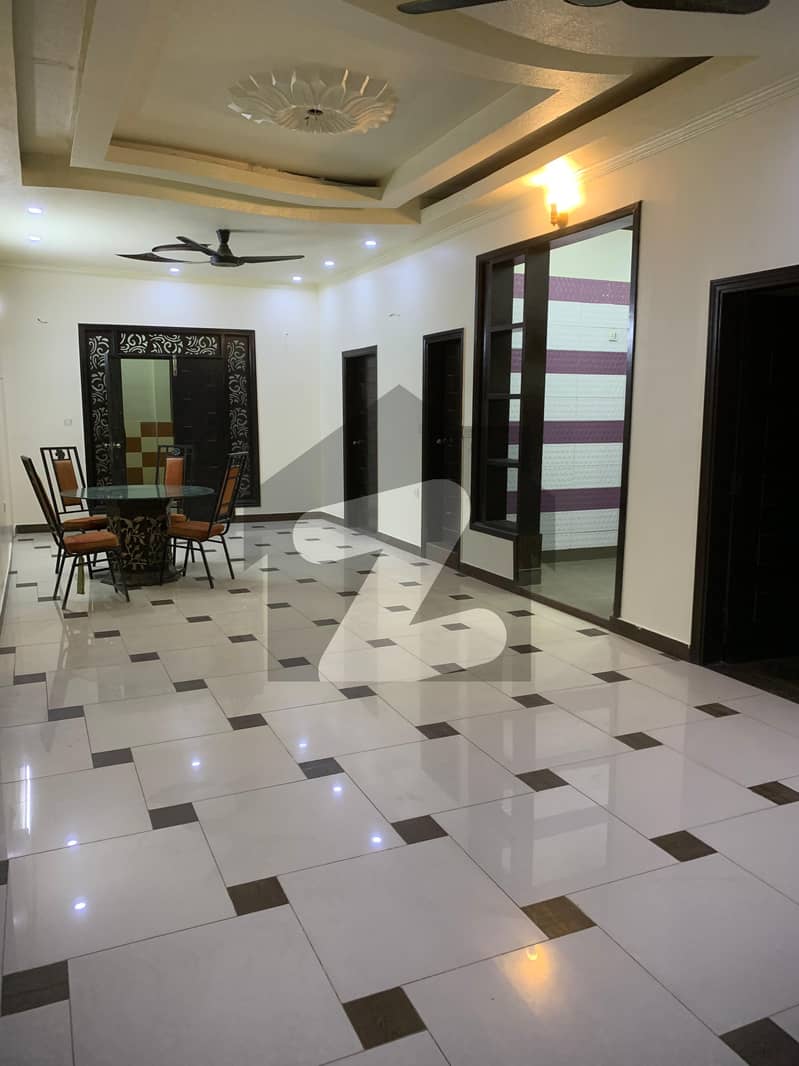 پی ای سی ایچ ایس بلاک 2 پی ای سی ایچ ایس,جمشید ٹاؤن,کراچی میں 3 کمروں کا 16 مرلہ زیریں پورشن 1.75 لاکھ میں کرایہ پر دستیاب ہے۔ پی ای سی ایچ ایس بلاک 2 پی ای سی ایچ ایس,جمشید ٹاؤن,کراچی میں 3 کمروں کا 16 مرلہ زیریں پورشن 1.75 لاکھ میں کرایہ پر دستیاب ہے۔