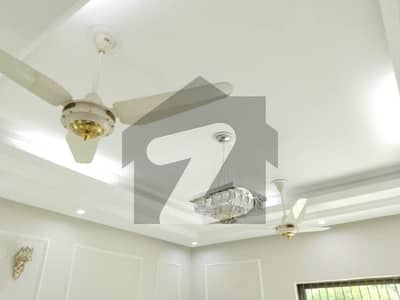 1 Kanal Beautiful Bungalow For Sale DHA Phase 3, Lahore
