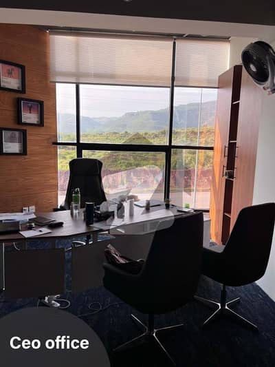 2500 SQ. FEET AREA ( WITH ALL IT SETUP 90 LACS) FOR RENT AVAILABLE