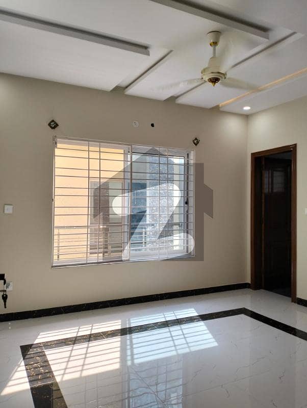 30x60 Double Storey House For Sale