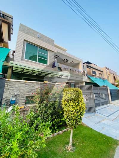 Prime Location 10 Marla House For Sale In Jasmin Block Park View City Lahore Prime Location 10 Marla House For Sale In Jasmin Block Park View City Lahore