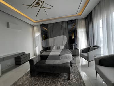 ڈی ایچ اے فیز 8 ڈی ایچ اے ڈیفینس,کراچی میں 6 کمروں کا 1 کنال مکان 24.0 کروڑ میں برائے فروخت۔