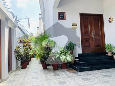 300 Yards Slightly Use Like Brand New Bungalow For Sale