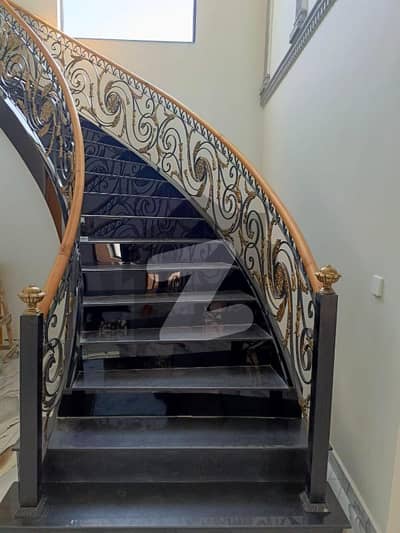 1 Kanal Luxury House For Sale Modern Design In DHA Phase 7, Y Block, Lahore
