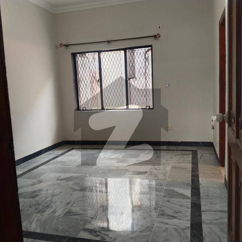 FIRST FLOOR Is Available For Rent In I-8 ISLAMABAD FIRST FLOOR Is Available For Rent In I-8 ISLAMABAD