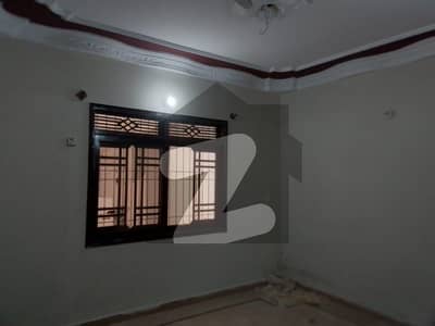 SLIGHTLY USED HOUSE FOR SALE 240 SQUARE YARDS MAIN ROAD BACK GROUND PLUS ONE