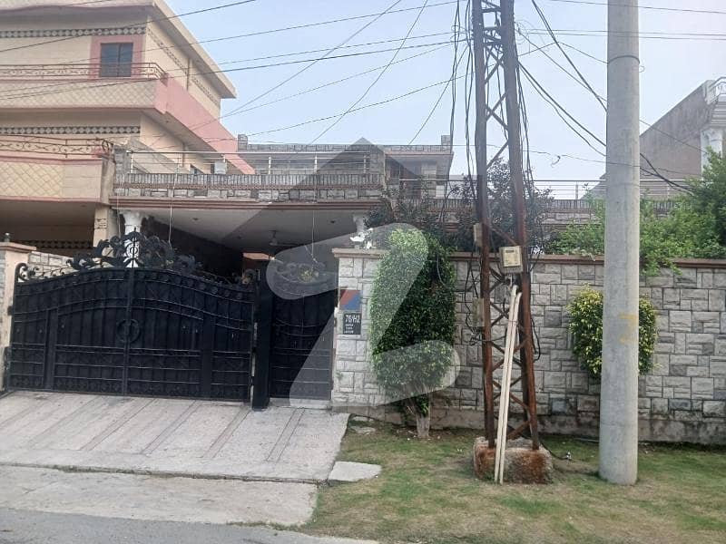 واپڈا ٹاؤن لاہور میں 2 کمروں کا 1 کنال مکان 3.4 کروڑ میں برائے فروخت۔ واپڈا ٹاؤن لاہور میں 2 کمروں کا 1 کنال مکان 3.4 کروڑ میں برائے فروخت۔