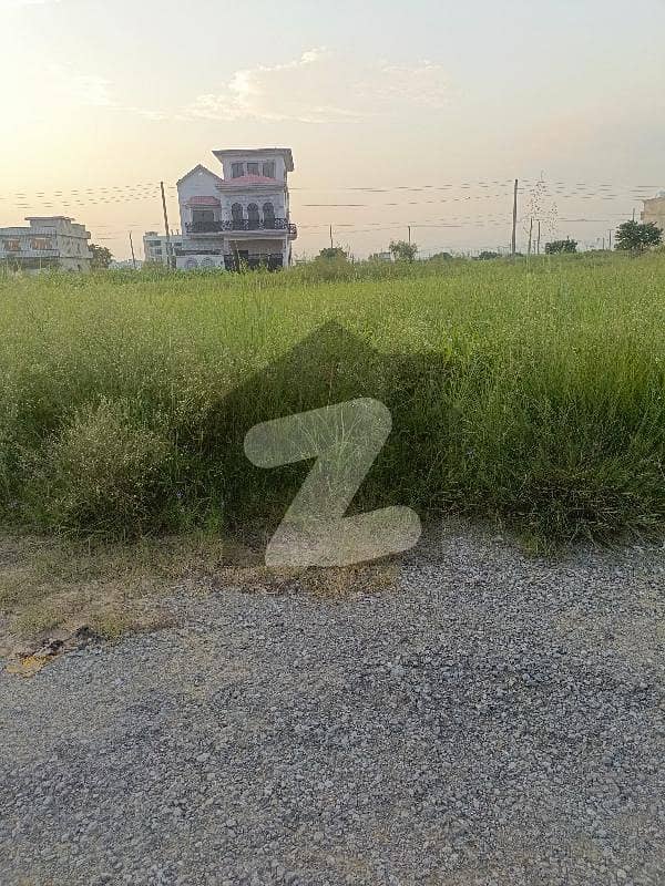 آئی ۔ 16/2 آئی ۔ 16,اسلام آباد میں 5 مرلہ رہائشی پلاٹ 80.0 لاکھ میں برائے فروخت۔