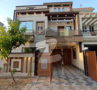 Your Dream Brand New 5 Marla House Is Available In Al Jalil Garden