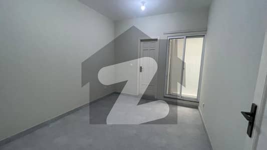 ٹاپ سٹی 1 اسلام آباد میں 2 کمروں کا 4 مرلہ فلیٹ 1.1 کروڑ میں برائے فروخت۔