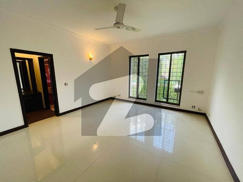 جی ۔ 11/3 جی ۔ 11,اسلام آباد میں 3 کمروں کا 1 کنال زیریں پورشن 1.35 لاکھ میں کرایہ پر دستیاب ہے۔ جی ۔ 11/3 جی ۔ 11,اسلام آباد میں 3 کمروں کا 1 کنال زیریں پورشن 1.35 لاکھ میں کرایہ پر دستیاب ہے۔