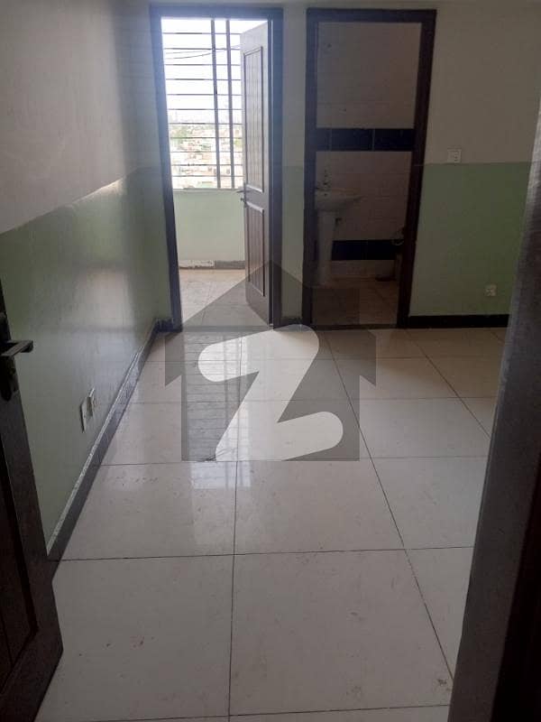 Brand New Flat 4th floor 2 bed lounge west open near Bilal masjid