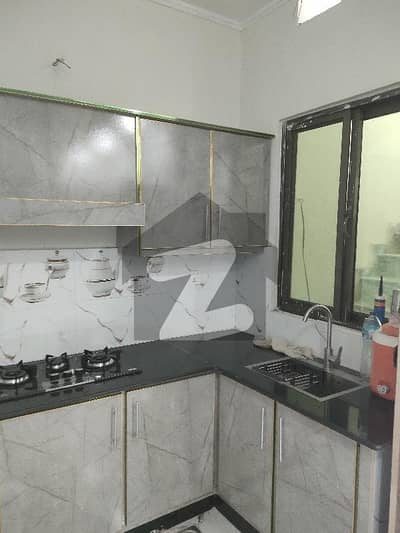 ڈیفنس روڈ راولپنڈی میں 3 کمروں کا 4 مرلہ مکان 1.25 کروڑ میں برائے فروخت۔